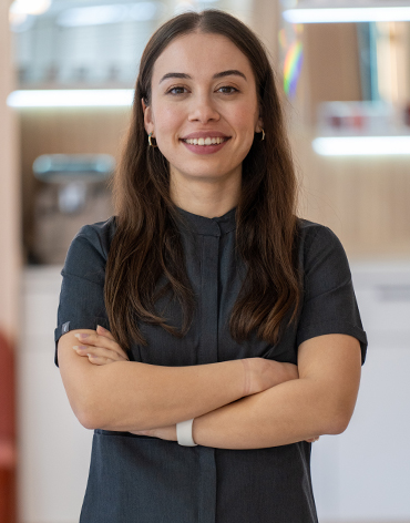 Elif Nazli Anar
